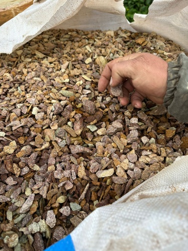 Златолит персиковый декоративная каменная крошка купить в Миассе