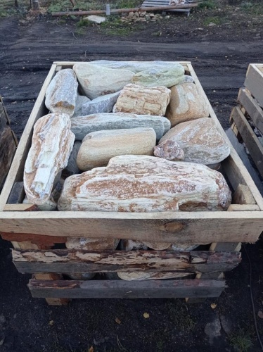 Златолит жёлтый, жёлто-зелёный глыбки и валуны для ланшафтного дизайна купить в Миассе