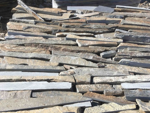 Горбушка златолит мультиколор для облицовки купить в Миассе