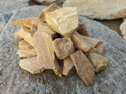 Златолит жёлтый декоративная каменная крошка купить в Миассе