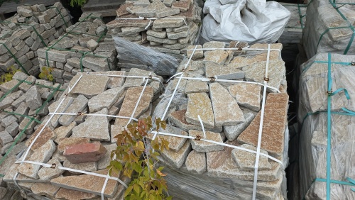 Гранитный плитняк галтованный для парковки купить в Миассе