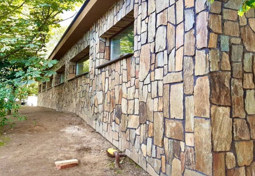 Плитняк кора дерева для цоколя, отмостки купить в Миассе