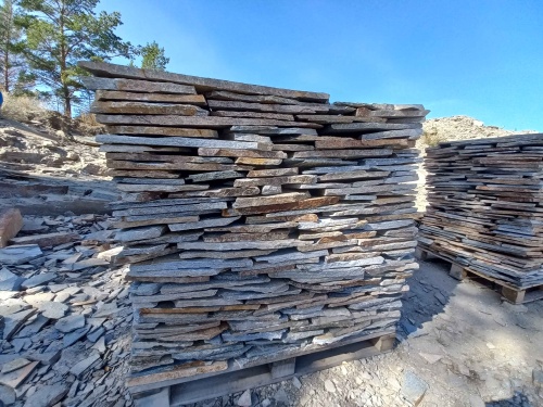 Плитняк златолит серебристый для фасада купить в Миассе