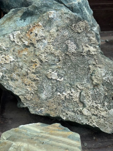 Ландшафтные глыбы зелёные 200-500 килограмм купить в Миассе