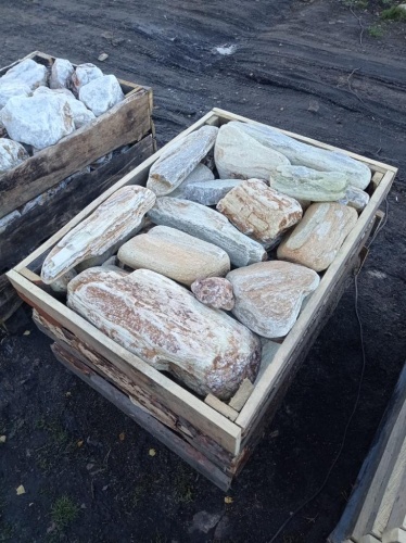 Златолит жёлтый, жёлто-зелёный глыбки и валуны для ланшафтного дизайна купить в Миассе