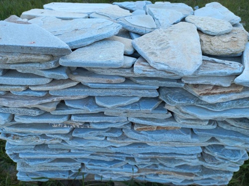 Плитняк златолит зелёный галтованный для цоколя купить в Миассе